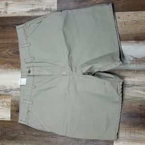 Like New Carhartt Original Fit Khaki Heavy Duty Cargo Shorts Size 46